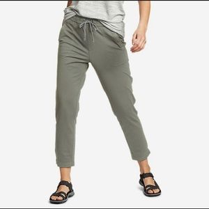 Eddie Bauer Weekend Ankle Pants size M
